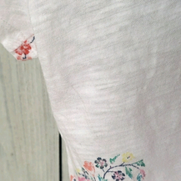 Lucky Brand Womens All Over Paisley Floral Tee Size Small NEW - Picture 10 of 10